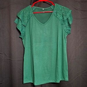 Soft Green Knit V-neck Shirt with Lace Sleeves in size L